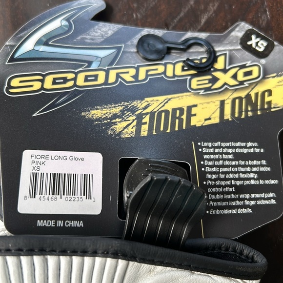 New Scorpion Riding Gloves Size XS - Picture 2 of 4